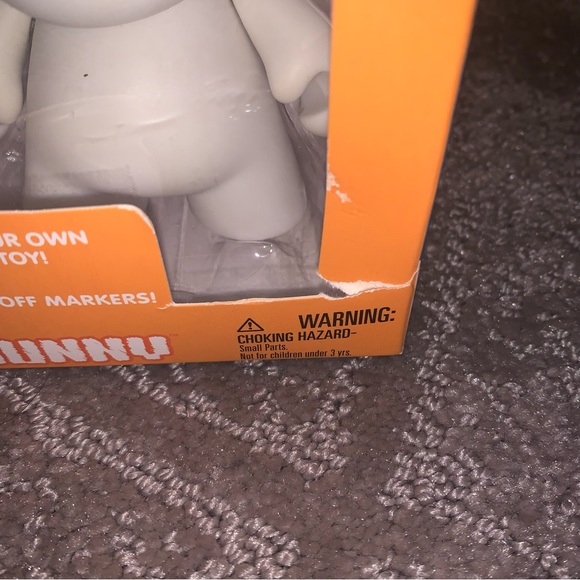 New Loot Crate Exclusive Munny World Blank Create Your Own Mini Figurine - Picture 4 of 5